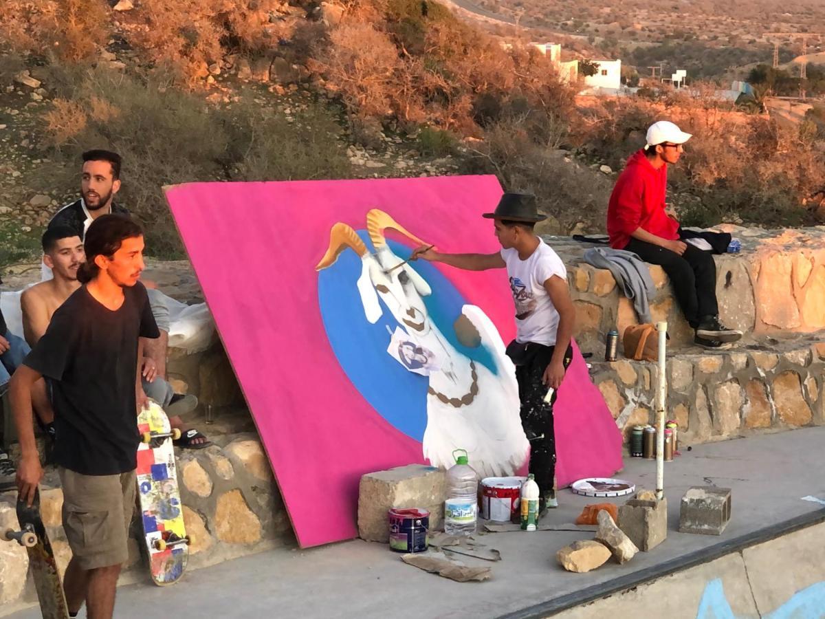 بيت شباب Surf & Skate تغازوت المظهر الخارجي الصورة